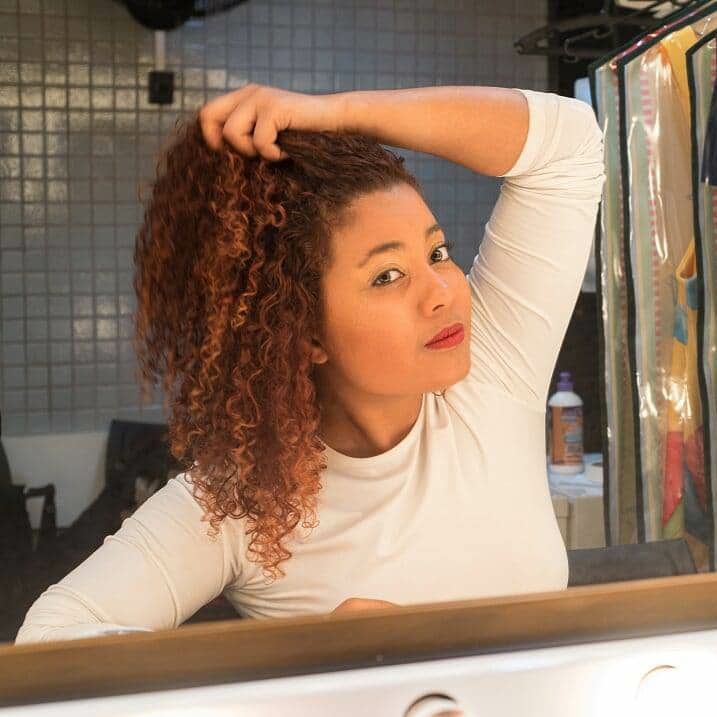 Cristiele Araújo, 25, artista brincante, musicista e cantora